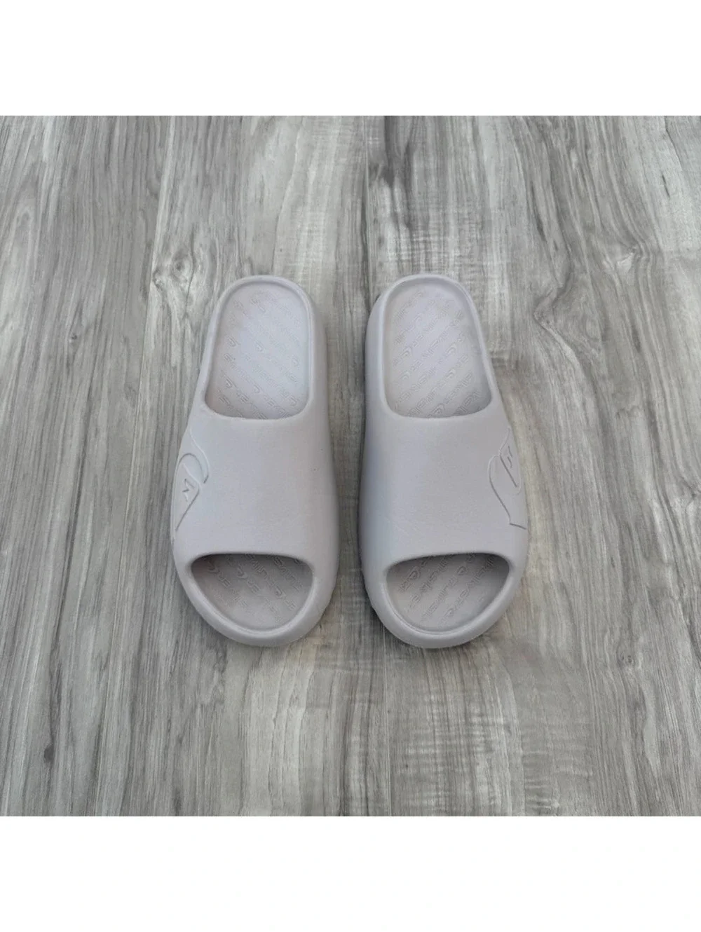 Quiksilver Cloudbreak Slide Sandals - Men’s
